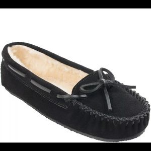 Minnetonka “Cally” Moccasin Slippers
